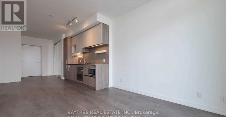 3501-950 Portage Parkway, Vaughan, ON, L4K 0J7 - 2