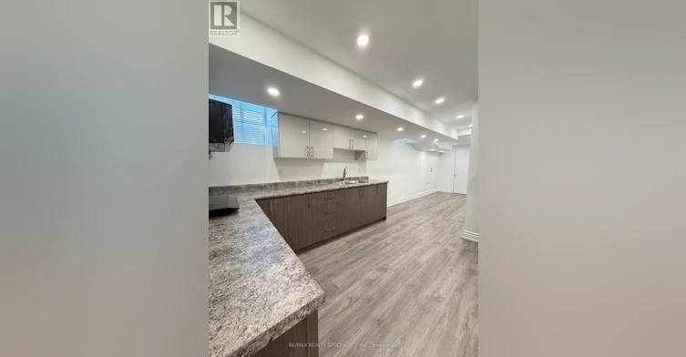 LOWER-5190 Nestling Grove, Mississauga, ON, L5M 0L2