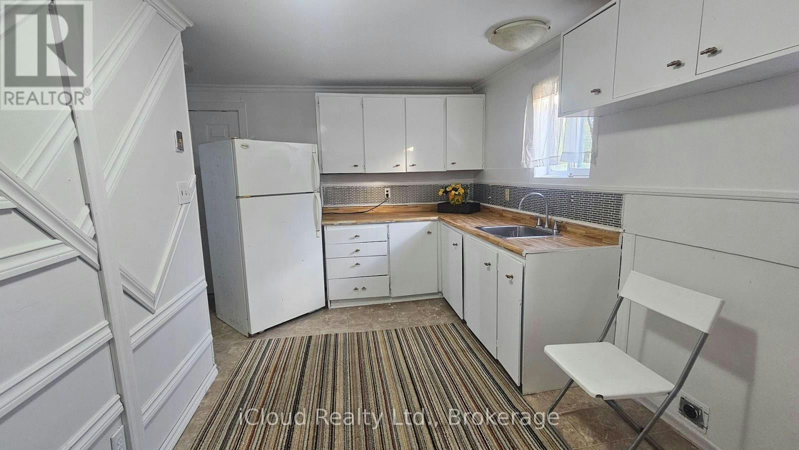 241 John Street, Orillia, ON, L3V 3H8