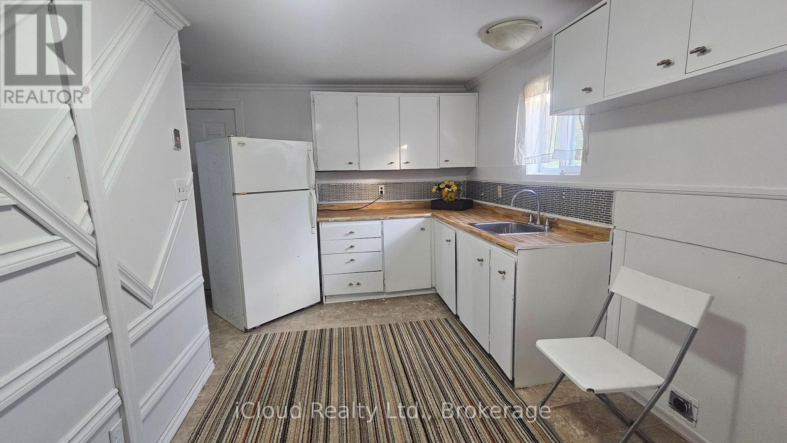 241 John Street, Orillia, ON, L3V 3H8