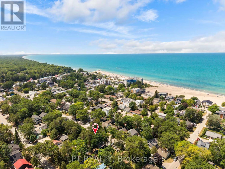 30 Woodward Avenue, Lambton Shores, ON, N0M 1T0 - 4