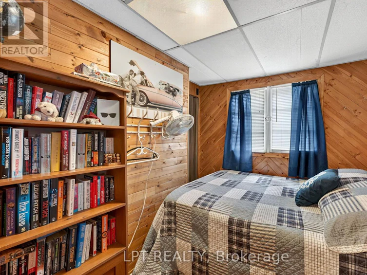 30 Woodward Avenue, Lambton Shores, ON, N0M 1T0 - 14