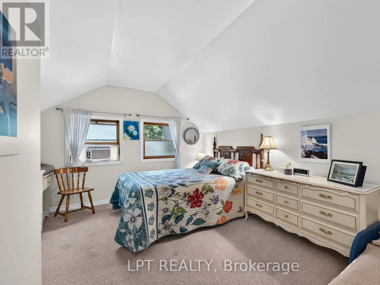 30 Woodward Avenue, Lambton Shores, ON, N0M 1T0 - 32