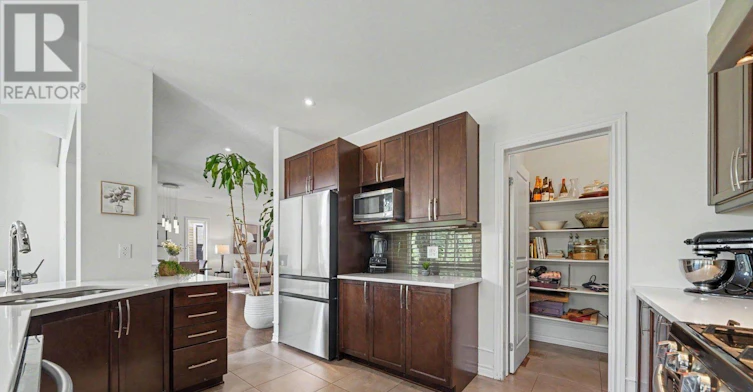 938 Wildcarrot Crescent, Ottawa, ON, K1V 2M6 - 13