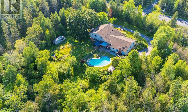 7316 Flewellyn Road