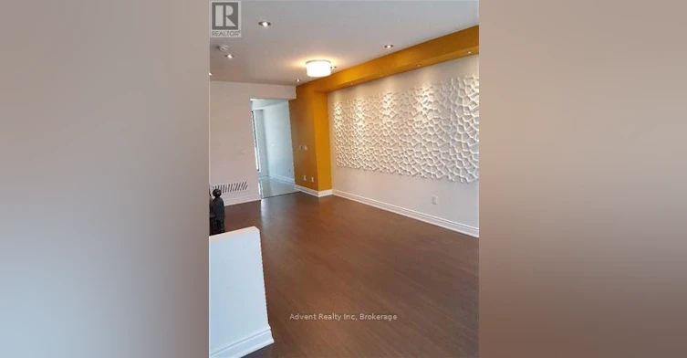 281 Park Road SOUTH, Markham, ON, L3T 0B9 - 2