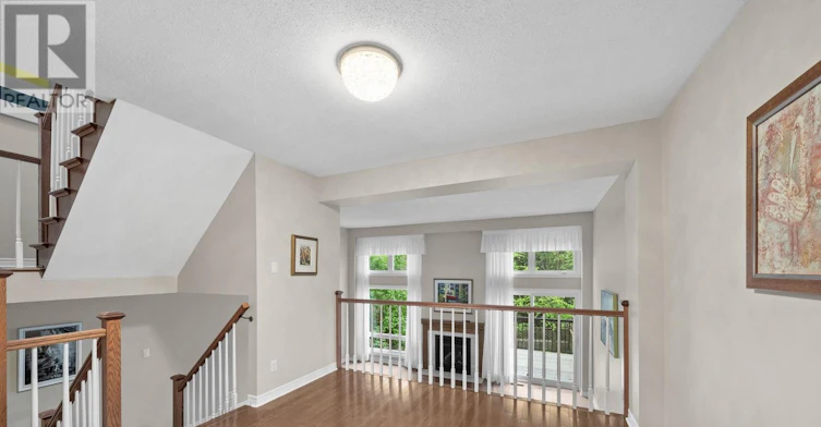 44 Dunbarton Court, Ottawa, ON, K1K 4L4 - 12