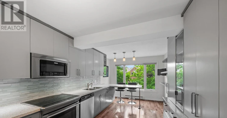 44 Dunbarton Court, Ottawa, ON, K1K 4L4 - 14