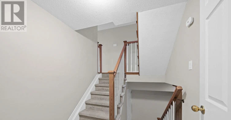 44 Dunbarton Court, Ottawa, ON, K1K 4L4 - 34