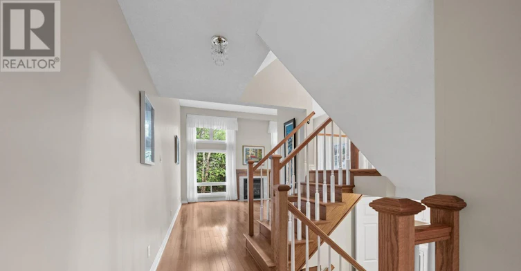 44 Dunbarton Court, Ottawa, ON, K1K 4L4 - 6