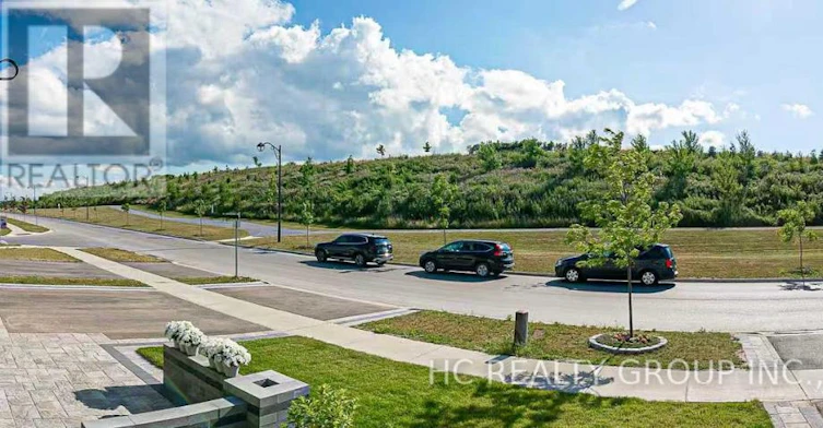 747 Langford Boulevard, Bradford West Gwillimbury, ON, L3Z 4H8 - 16