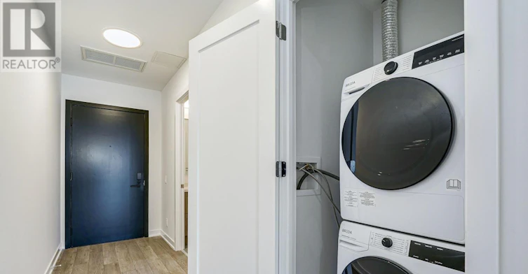 516-2946 Dundas West Street Street W, Toronto, ON, M6P 1Y8 - 14
