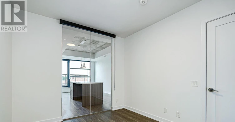516-2946 Dundas West Street Street W, Toronto, ON, M6P 1Y8 - 8