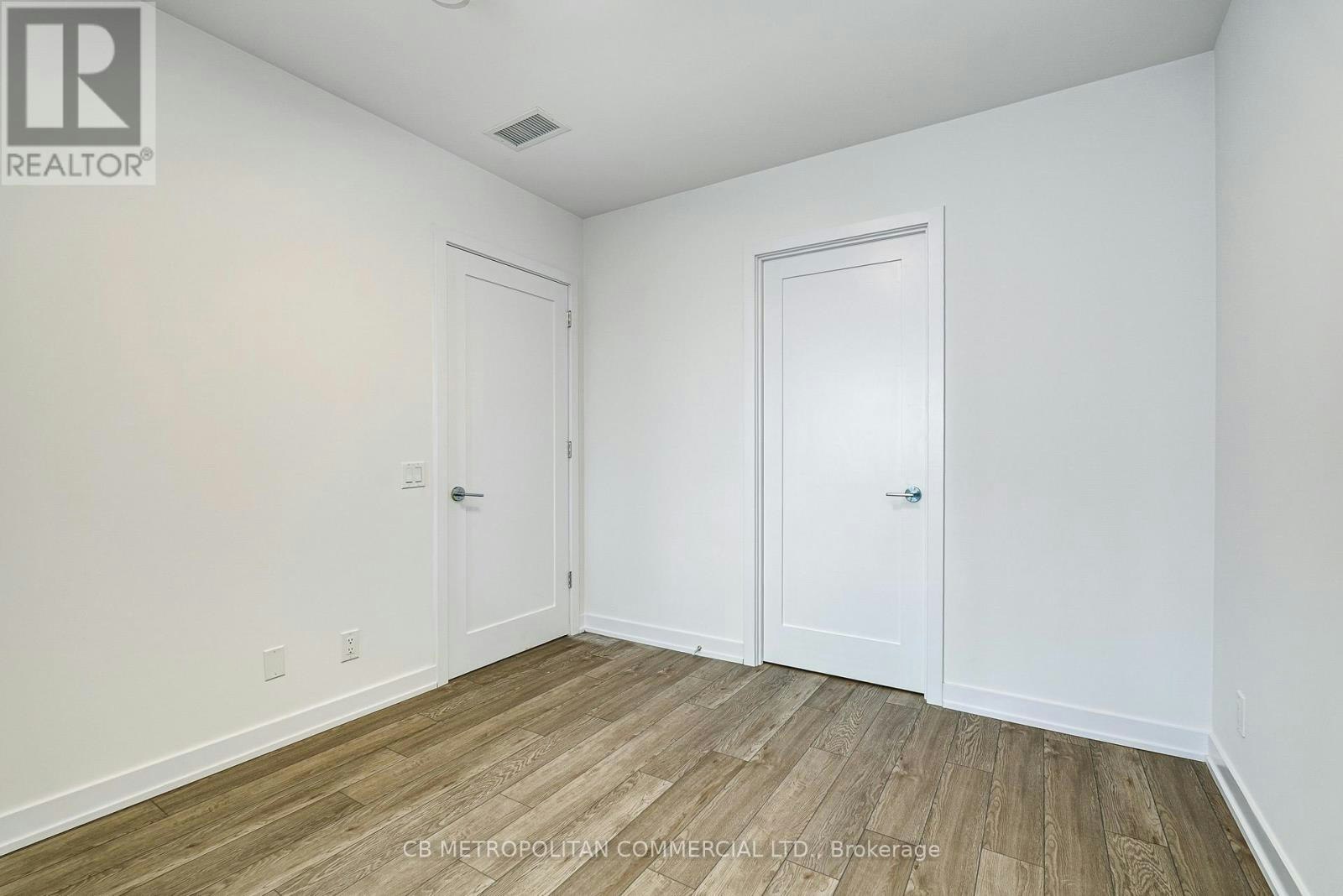 516-2946 Dundas West Street Street W, Toronto, ON, M6P 1Y8 - 9