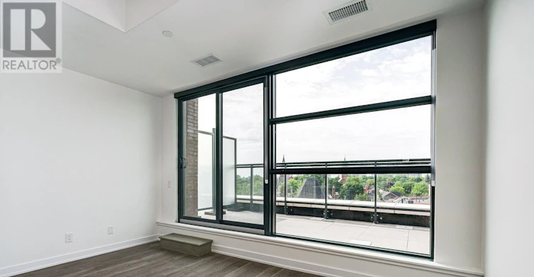 516-2946 Dundas West Street Street W, Toronto, ON, M6P 1Y8 - 7