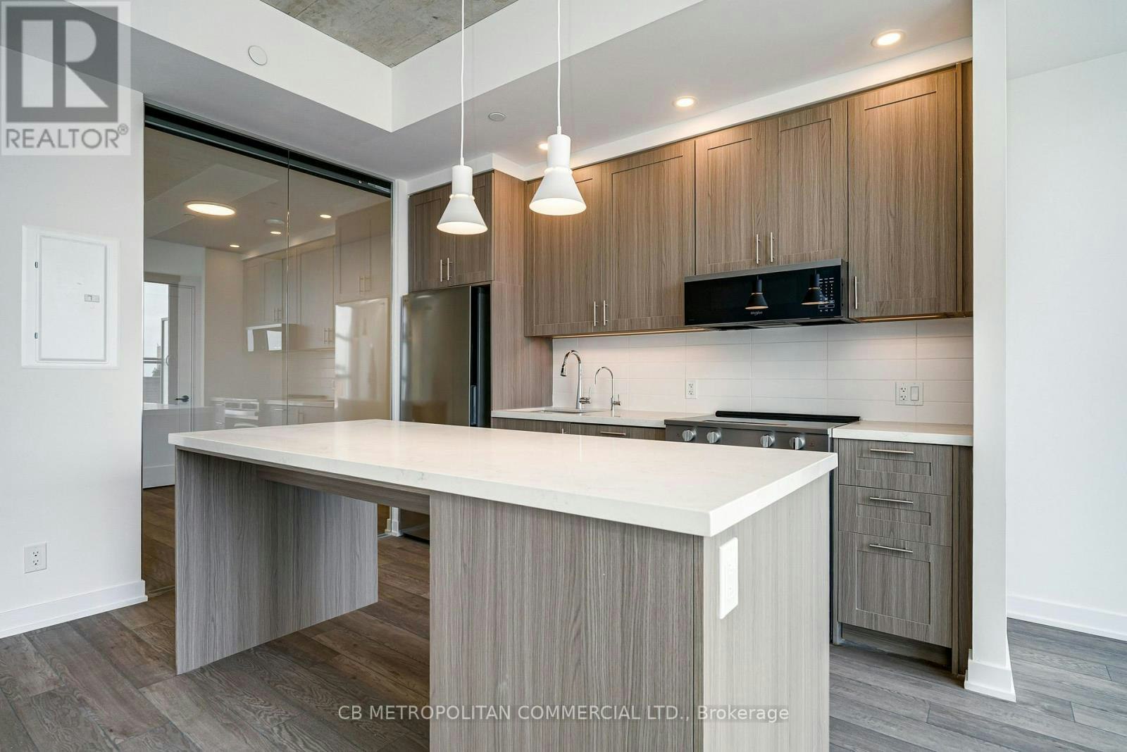 516-2946 Dundas West Street Street W, Toronto, ON, M6P 1Y8 - 5