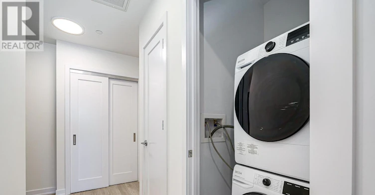 409-2946 Dundas West Street Street W, Toronto, ON, M6P 1Y8 - 17