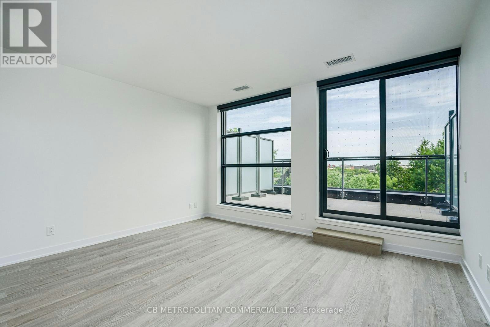 409-2946 Dundas West Street Street W, Toronto, ON, M6P 1Y8 - 6
