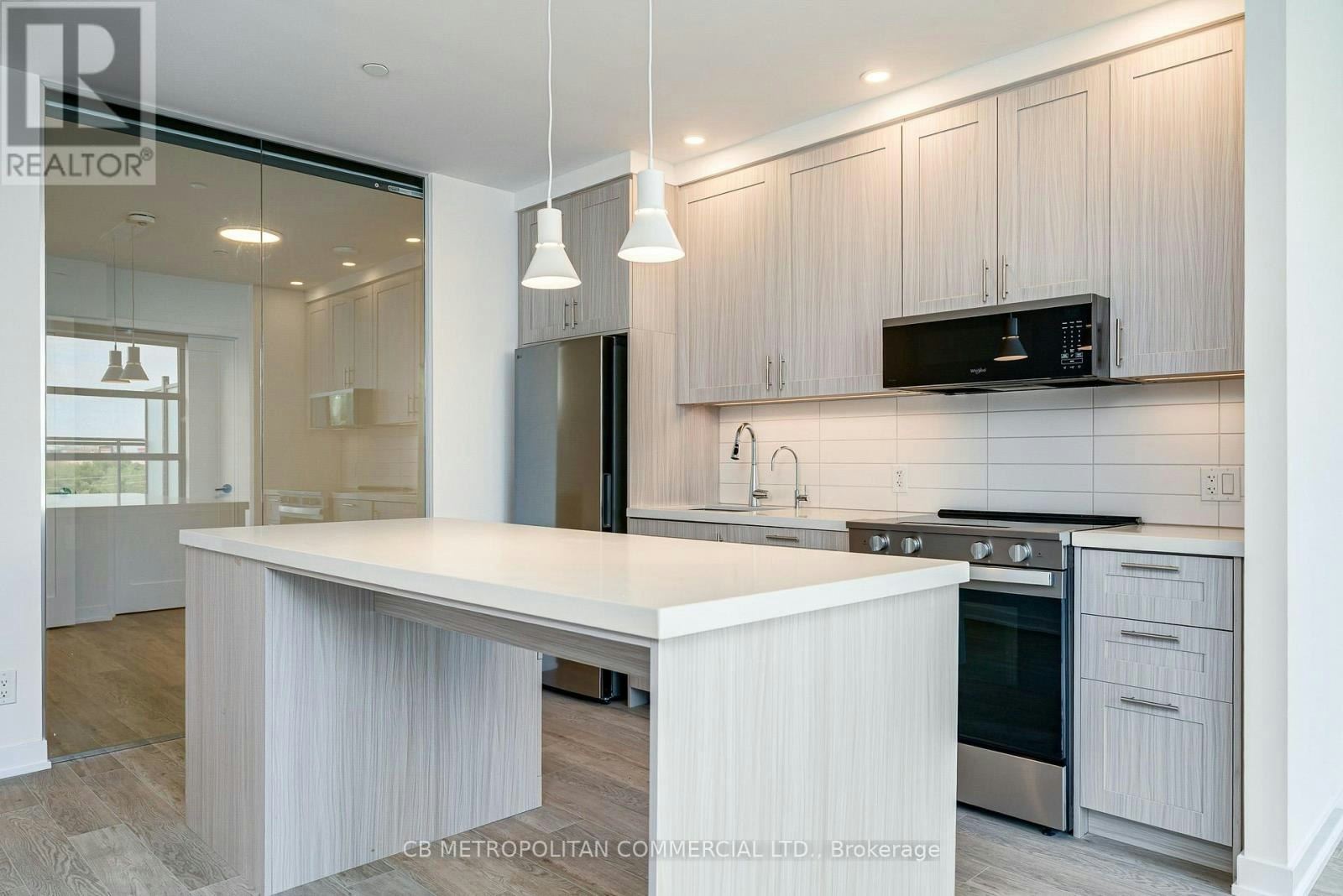 409-2946 Dundas West Street Street W, Toronto, ON, M6P 1Y8 - 7