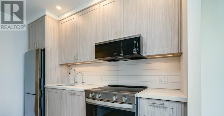 409-2946 Dundas West Street Street W, Toronto, ON, M6P 1Y8 - 13