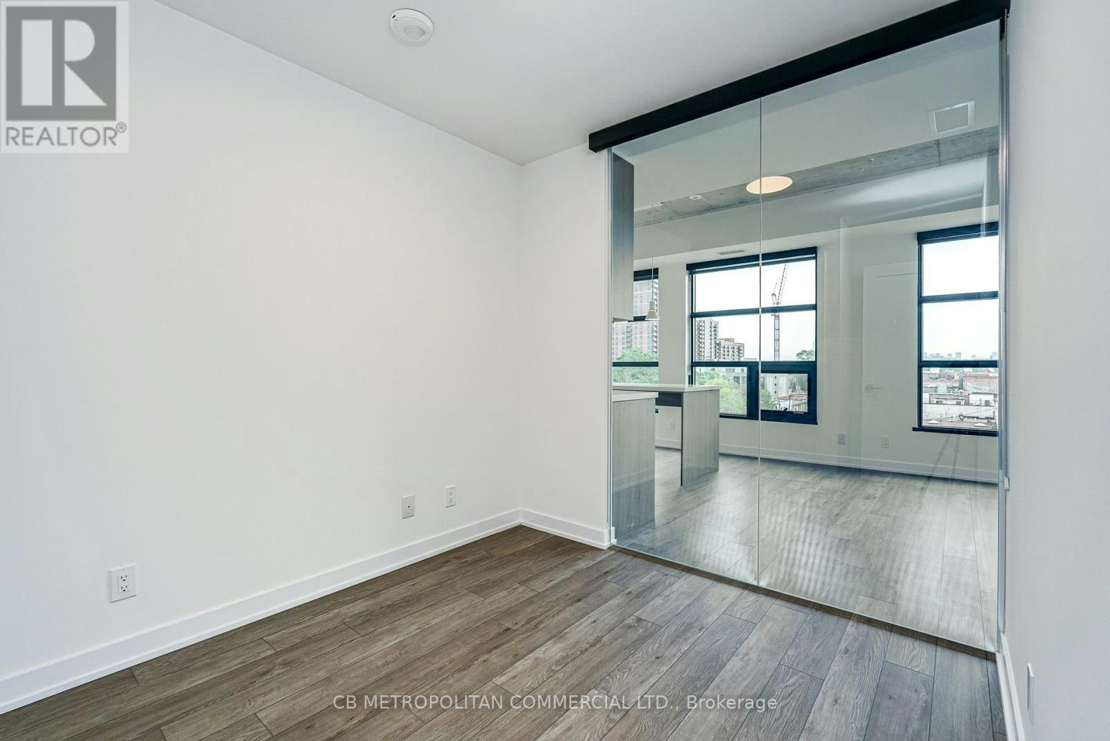 510-2946 Dundas West Street Street W, Toronto, ON, M6P 1Y8 - 9