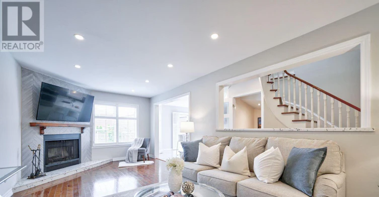 3591 Copernicus Drive, Mississauga, ON, L5B 3L3 - 9
