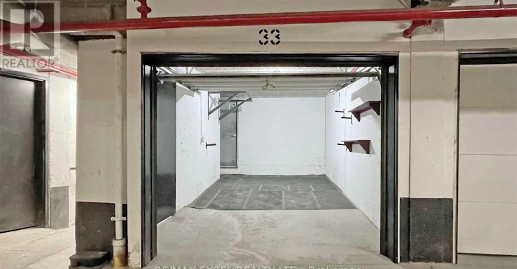 33 Thomas Mulholland Drive, Toronto, ON, M3K 0B5 - 27