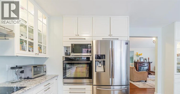 2595 California, Windsor, ON, N9E 4L6 - 6