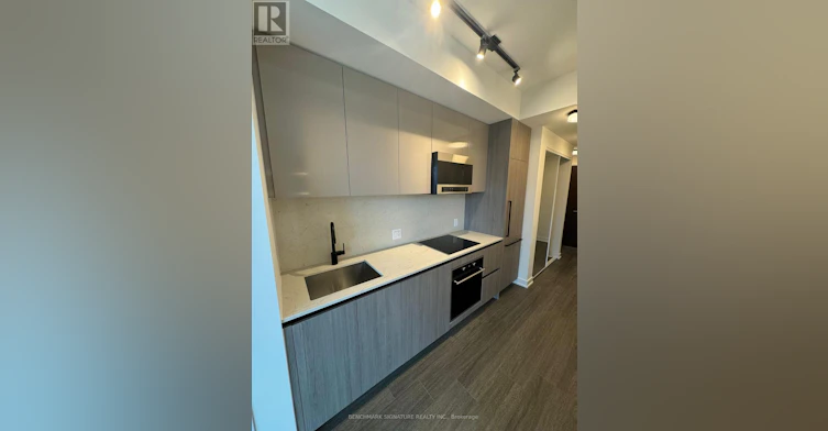 701-425 Front Street E, Toronto, ON, M5A 0X2 - 6