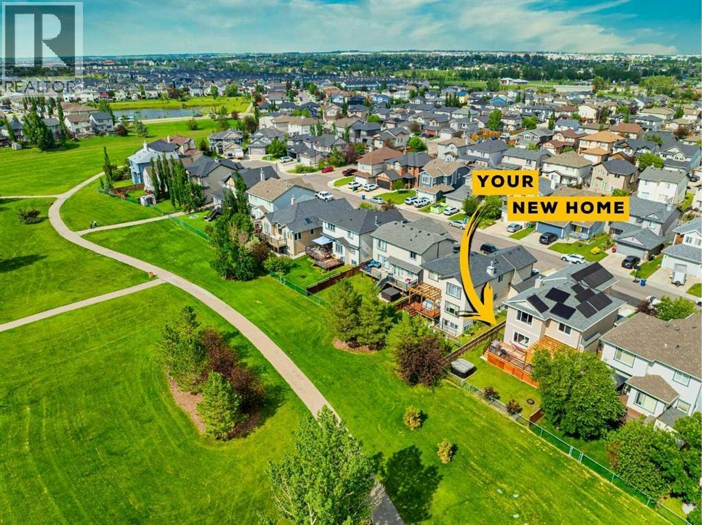 1925 Luxstone Park SW, Airdrie, AB, T4B 3B5