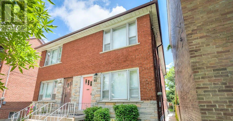 85 Greenlaw Avenue, Toronto, ON, M6H 3V8 - 3