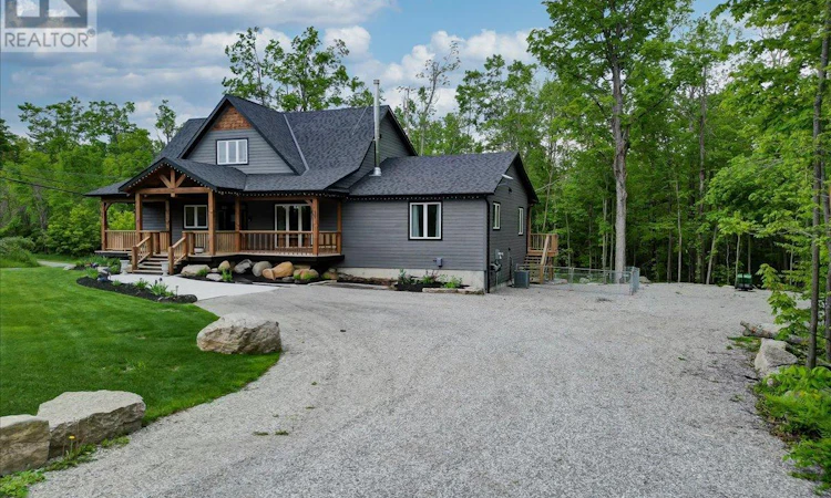 18 Six Foot Bay Road
