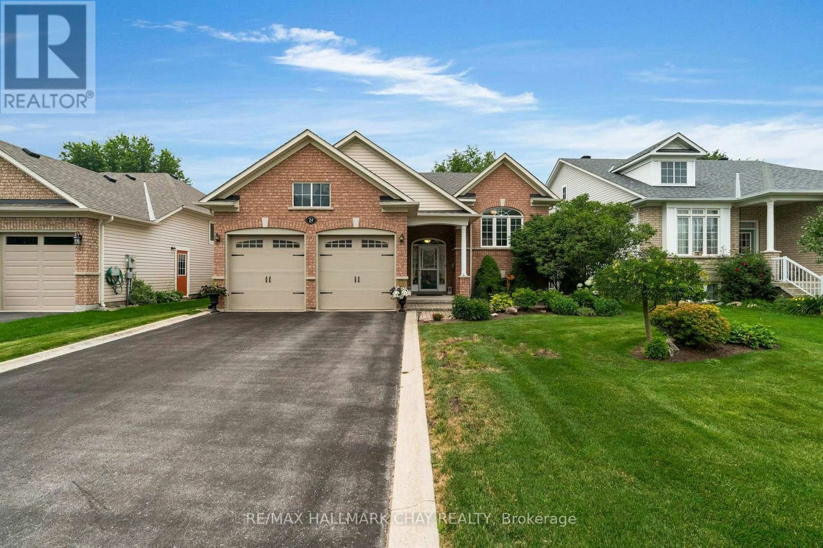 24 Northwood Drive, Wasaga Beach, ON, L9Z 3B5