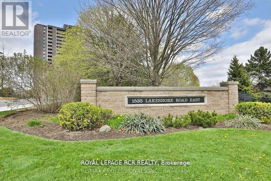 205-1535 Lakeshore Road E, Mississauga, ON, L5E 3E2