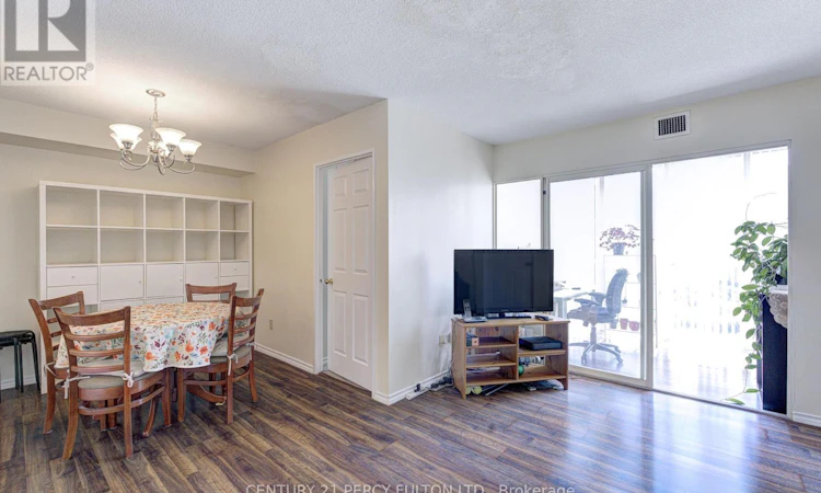 2006-285 Enfield Place