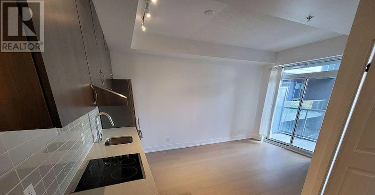 201-7 Kenaston Gardens, Toronto, ON, M2K 1G7 - 11
