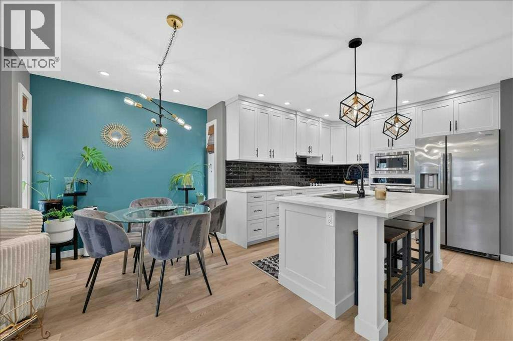 23-33 Stonegate Drive NW, Airdrie, AB, T4B 2V9