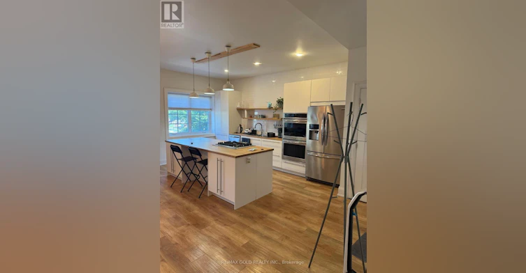 STUDIO-2215 Danforth Avenue, Toronto, ON, M4C 1K4