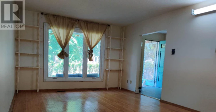 UPPER-93 Southdale Drive, Markham, ON, L3P 1K1 - 5