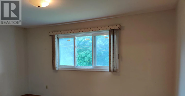 UPPER-93 Southdale Drive, Markham, ON, L3P 1K1 - 11