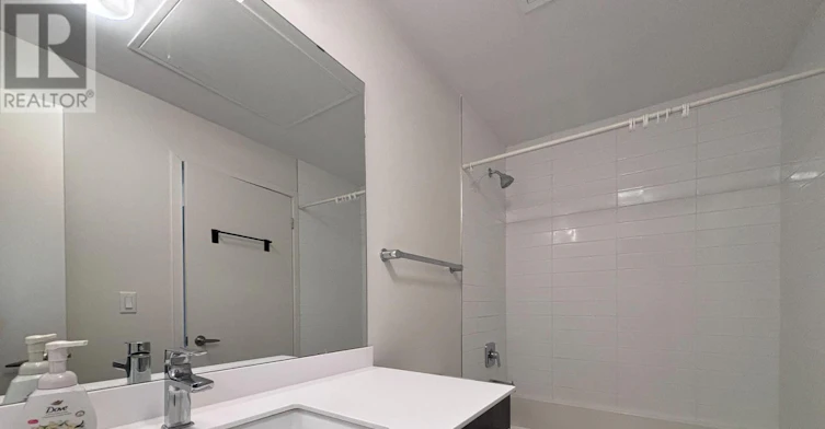 205-210 Sabina Drive, Oakville, ON, L6H 0W6 - 6