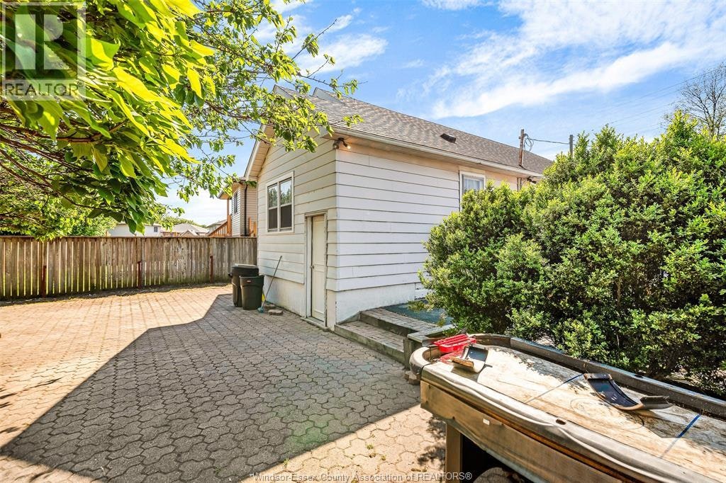 3999 Grand Marais, Windsor, ON, N8W 1W9 - 23