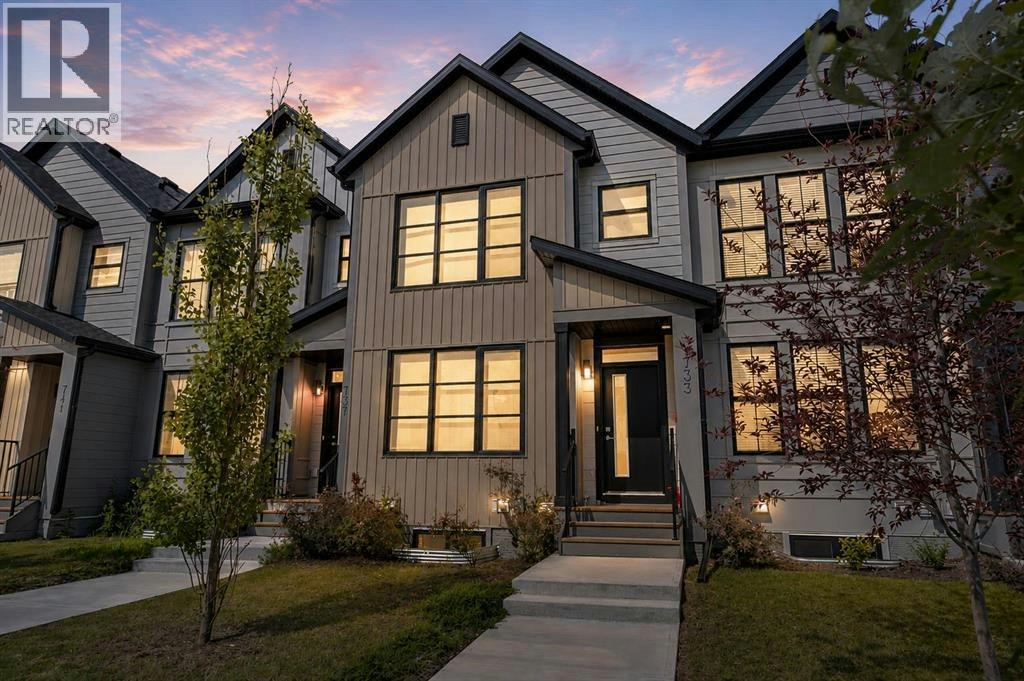 733 Point Gate South, Airdrie, AB, T4B 5H7