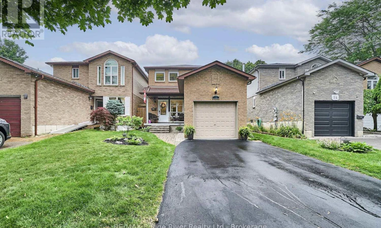 12 Goldring Drive