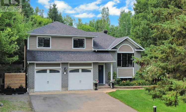 137 Oakwood Drive