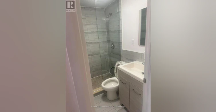 201-410 Spadina Avenue, Toronto, ON, M5T 2G7 - 2