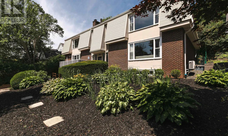 6201 Regina Terrace