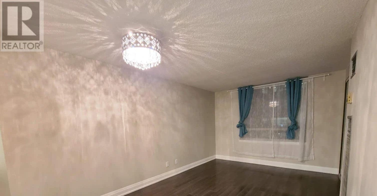 1212-633 Bay Street, Toronto, ON, M5G 2G4 - 5