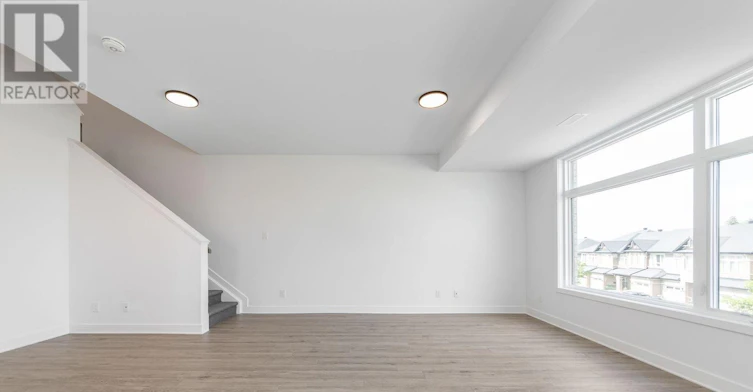 F-1055 Cedar Creek Drive, Ottawa, ON, K1X 0G3 - 12