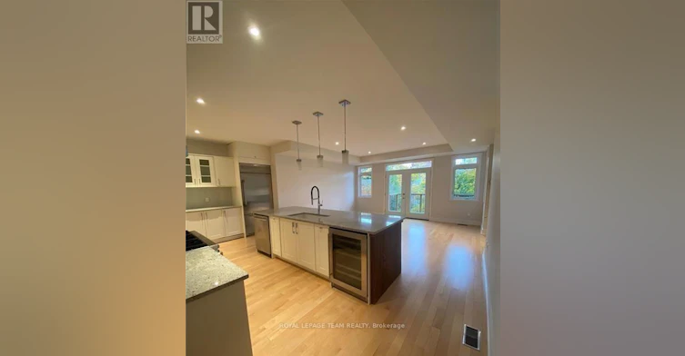 287 Kirchoffer Avenue, Ottawa, ON, K2A 1Y1 - 4